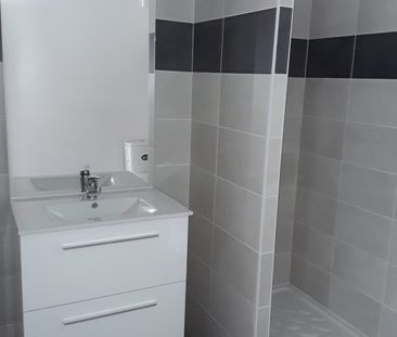 T2 AVEC PARKING + TERRASSE - Photo 4