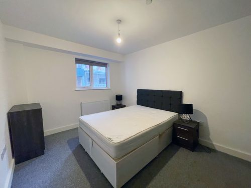 Property For Let - 49 Hurst Street - Photo 1