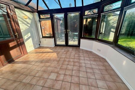 Millhams Drive, BOURNEMOUTH - Photo 4