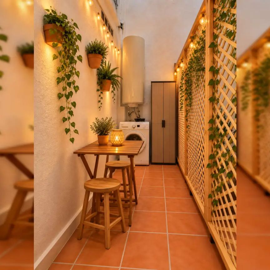 Room in a shared 2-bedroom apartment for rent in Centro-Sagrario. - Photo 1