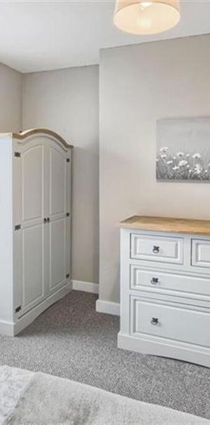 Room 1, 157 University Street, Belfast, BT7 1HR - Photo 2