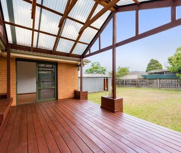 Beautifully renovated home - Photo 3