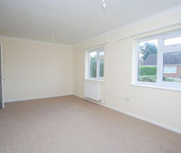 1 bedroom property to rent - Photo 2