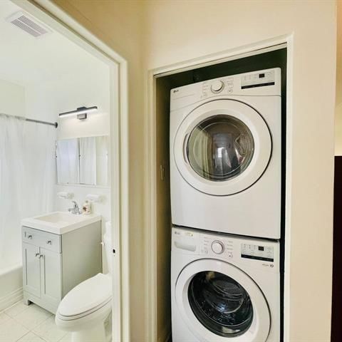 7481 Rue Ostell Crescent - Photo 1