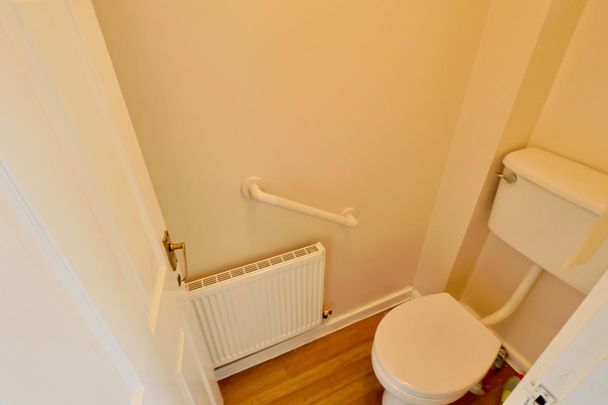 Rubens Close, Whoberley, Coventry, CV5 8LU - Large Three Bed Terraced with Solar Panels - Photo 1