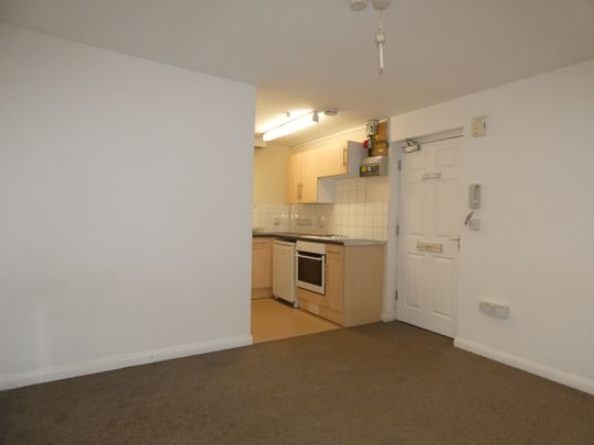 studio to rent London Road, Portsmouth, PO2 - Photo 1