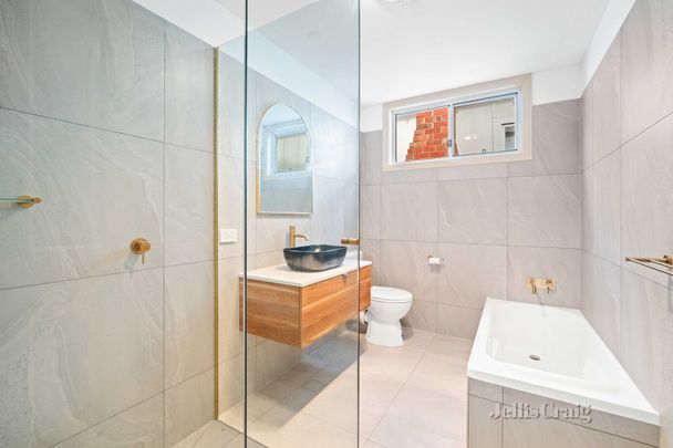 5 Moyle Street, Ballarat Central - Photo 1