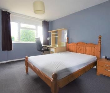 Wemyss Court (Near CCCU) - Photo 4