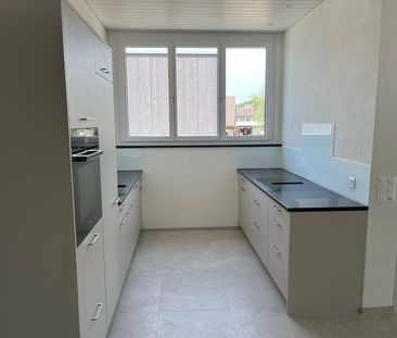 Moderne 3½-Zimmer-Duplex Dachwohnung mit Galerie - Foto 2