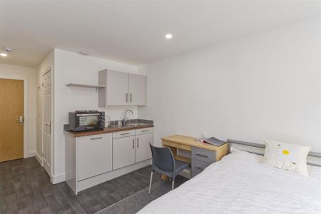 Studio to rent - Photo 4