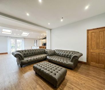 4 bedroom semi-detached house to rent - Photo 1