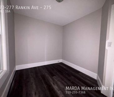 MODERN LIVING IN A NEWLY RENOVATED 2BEDROOM/1BATH UNIT+ UTILITIES - Photo 4