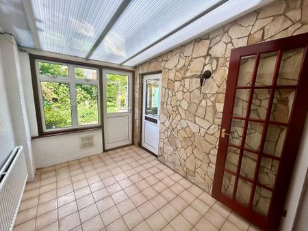 2 bedroom semi-detached bungalow to rent - Photo 2