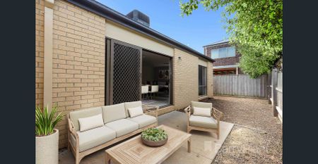 Family Focused with Alamanda School Zoning. - Photo 4