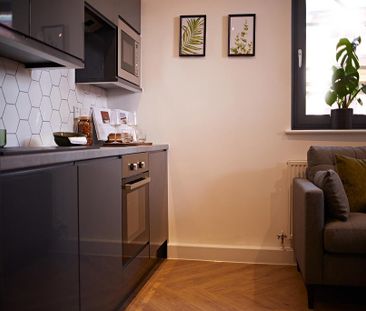 Studio to rent - Photo 2