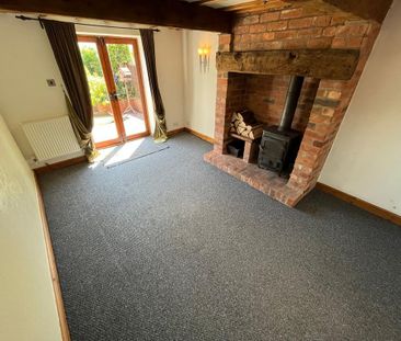 3 bedroom semi-detached house to rent - Photo 3