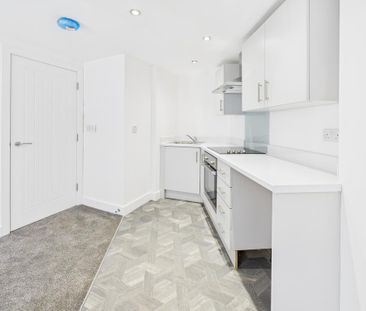 1 bedroom flat to rent - Photo 2