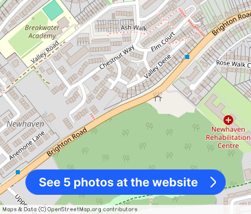 Brighton Road, Newhaven - Photo 1