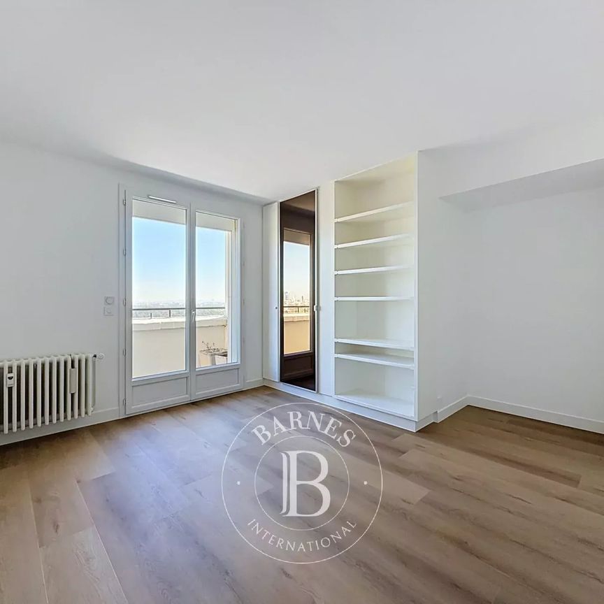 Tout savoir sur cet appartement dans le quartier Val d'Or, à Saint-Cloud - Photo 1