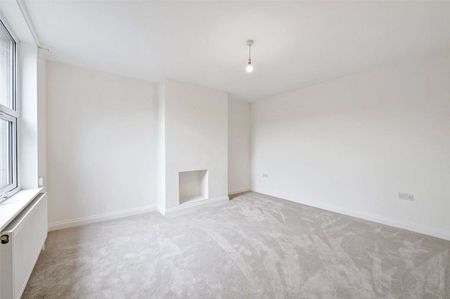 Modern 1-Bedroom First Floor Apartment in Southville - Photo 2