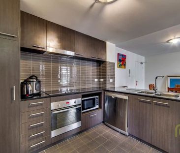 Belconnen, ACT, 2617 - Photo 1