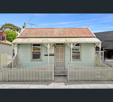 302 Latrobe Terrace, Newtown, Vic 3220 - Photo 3