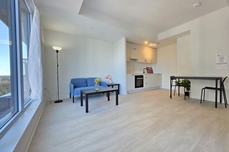 For Lease - 1 Quarrington Lane Unit# 511, Toronto, Ontario - Photo 2