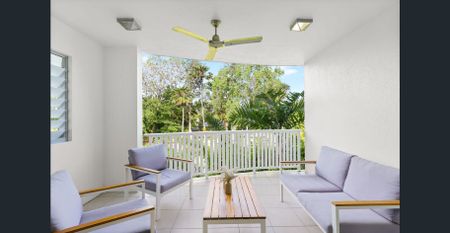 COASTAL COMFORT IN RESORT STYLE COMPLEX - Photo 4