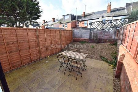 Connaught Road, Reading, RG30 - Photo 2