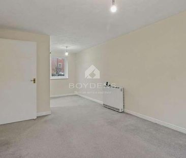 Colchester, Essex, CO2 - Photo 1