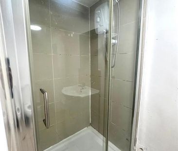 1 bedroom in a house share to rent - Photo 6