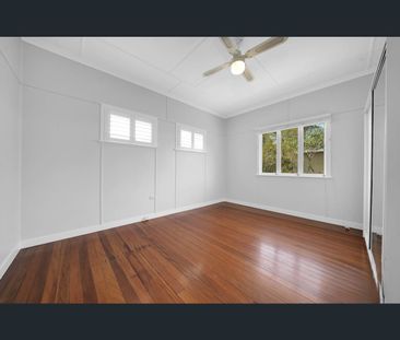166 McConaghy Street, Mitchelton, Qld 4053 - Photo 4