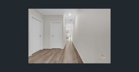 Stunning Modern Home in the Heart of Thornhill Park - Feature-Packed & Perfectly Designed - Photo 5