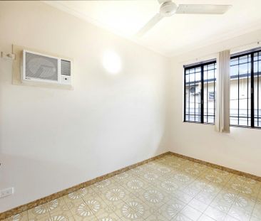 EASY LIVING IN EASTHER! - Photo 1