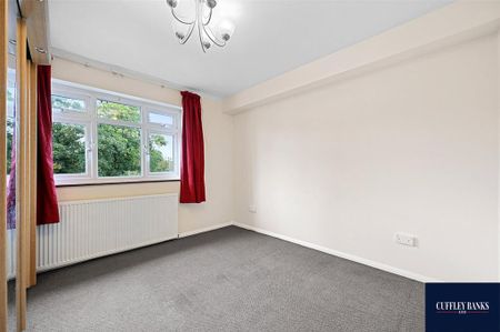 2 bedroom maisonette to rent - Photo 4