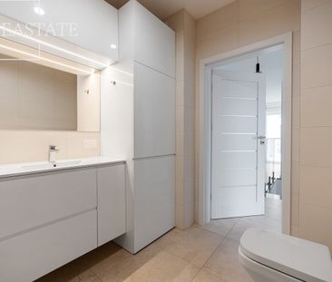 Warszawa, Wawer, Wawer Las, Henryka Łasaka - Photo 1