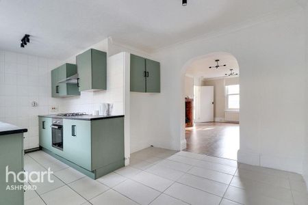 4 bedroom townhouse to rent - Photo 4