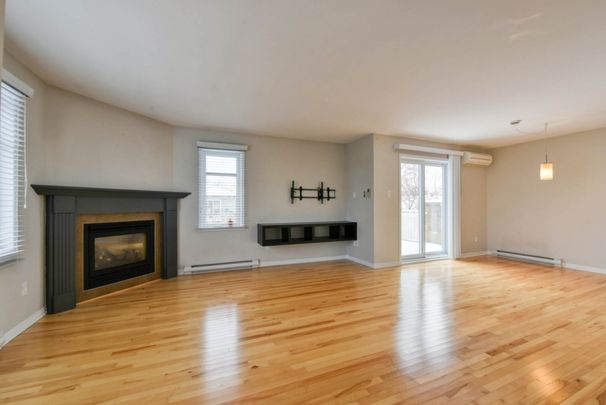 Appartement à louer - Laval (Laval-Ouest) - Photo 1