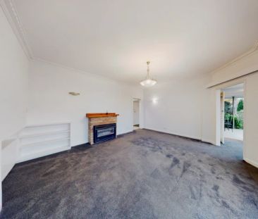 2 Bed, 1 Bath - Photo 2