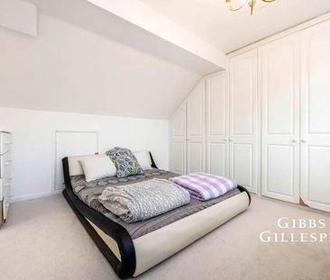 St. Michaels Crescent, Pinner, HA5 - Photo 2