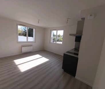 Location Appartement 1 pièce 24m² PALAISEAU 91120 - Photo 2