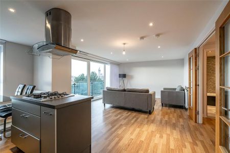 2 bedroom apartment to rent - Photo 3