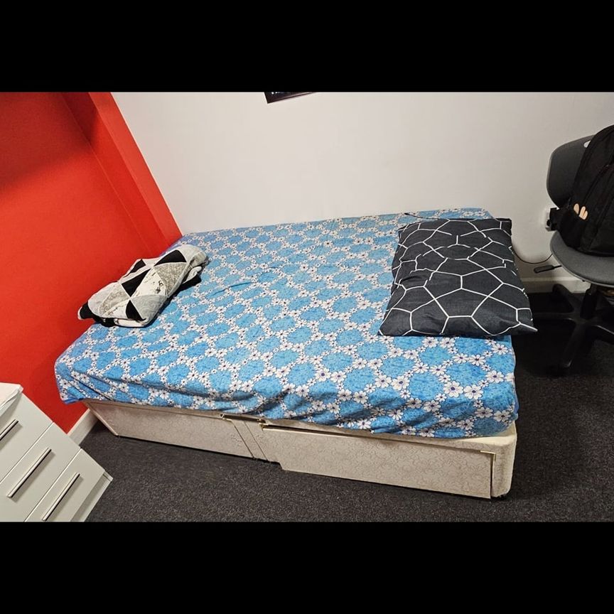 Studio Flat, Mercia Lodge, CV1 - Photo 1