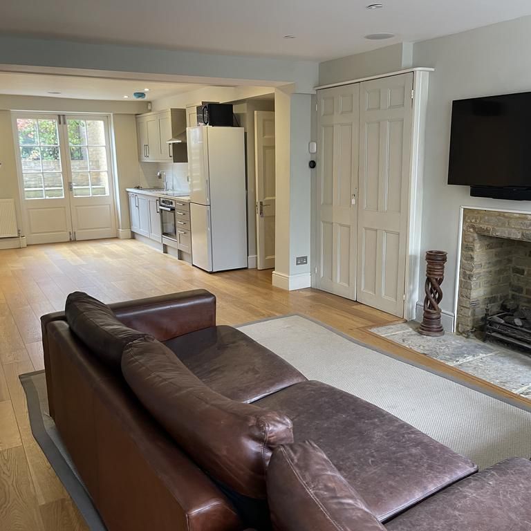 1 bedroom ground floor flat to rent - Photo 1