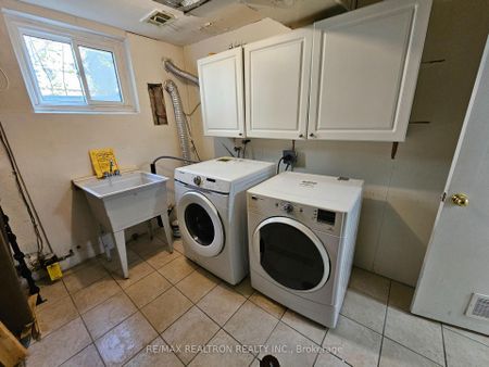 For Lease - 7 Stafford Road Unit# B1, Toronto, Ontario - Photo 4