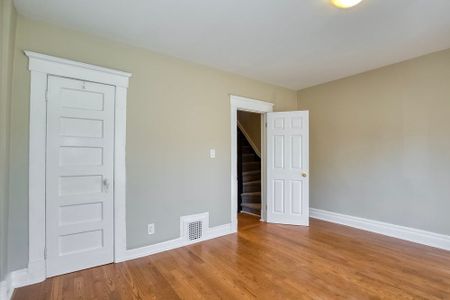 For Lease - 218 Broadview Avenue Unit# Upper, Toronto, Ontario - Photo 4