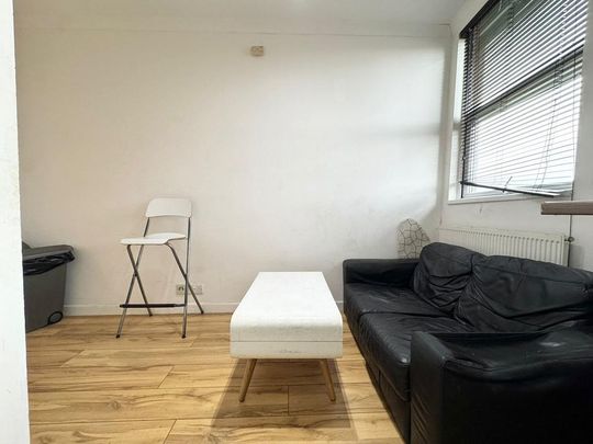 3 bedroom apartment to rent - Photo 1