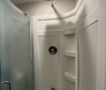 For Lease - 420 Hansen Road Unit# 01, Brampton, Ontario - Photo 2