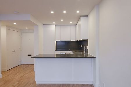 Condo for rent, Montréal (Côte-des-Neiges/Notre-Dame-de-Grâce) - Photo 5