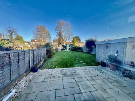 3 bedroom semi-detached house to rent - Photo 4